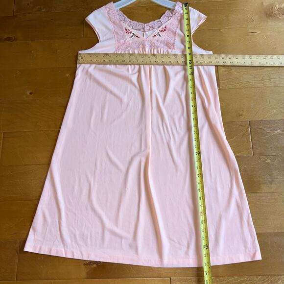 Vintage 70’s Gossard Artemis nightgown Boho Chic Pjs Rayon embroidered large - Picture 10 of 12